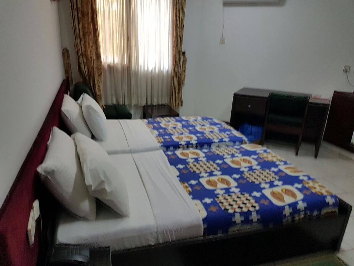 Royal Basin Resort คูมาซี ภายนอก รูปภาพ